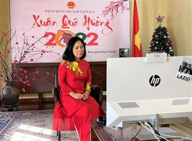 Overseas Vietnamese in Italy and Cyprus celebrate Lunar New Year Festival